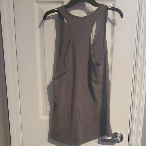 🐻 Next Level Apparel Charcoal Tank Top - Picture 4 of 4